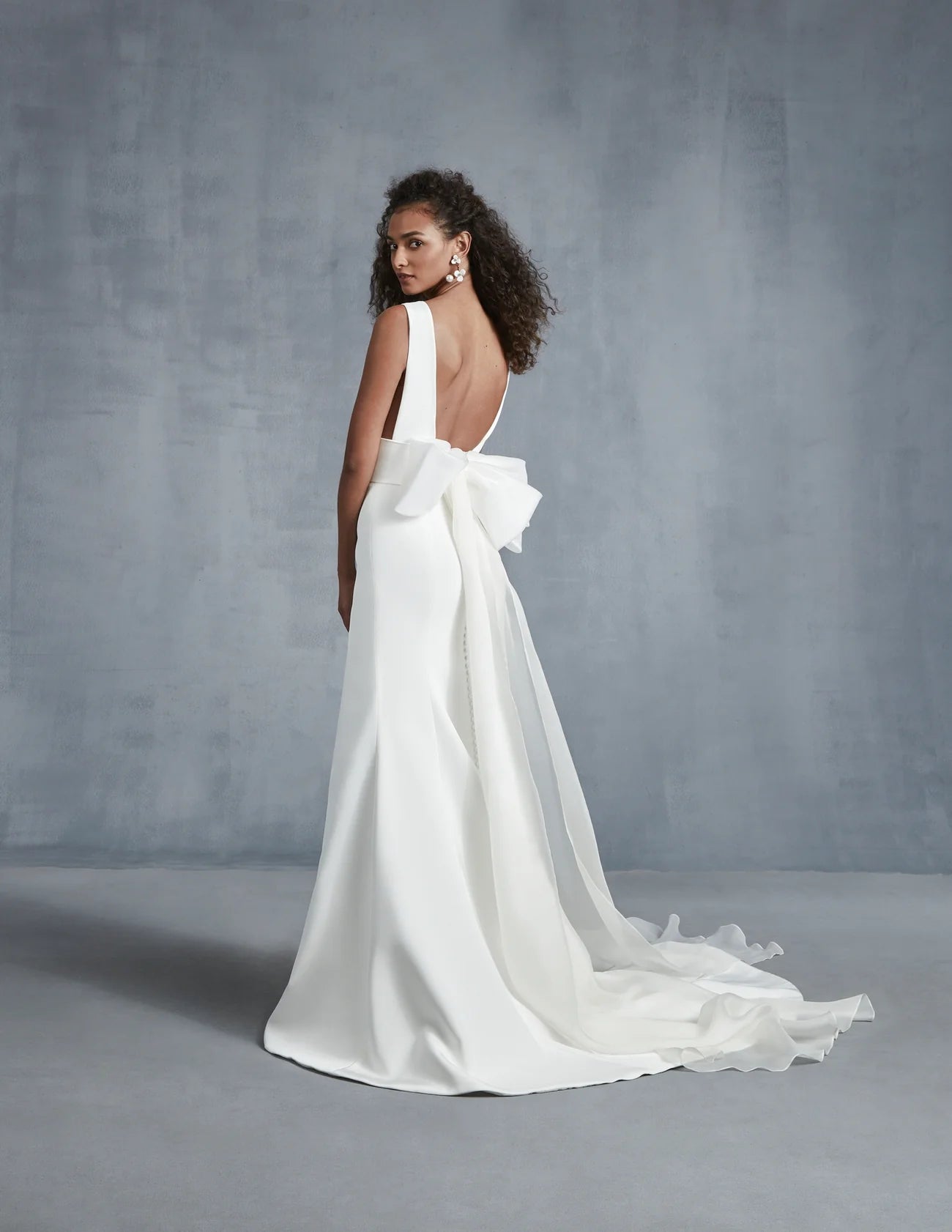 GC#37380 Ines di Santo Heart Wedding Dress in Size 6 (MP)