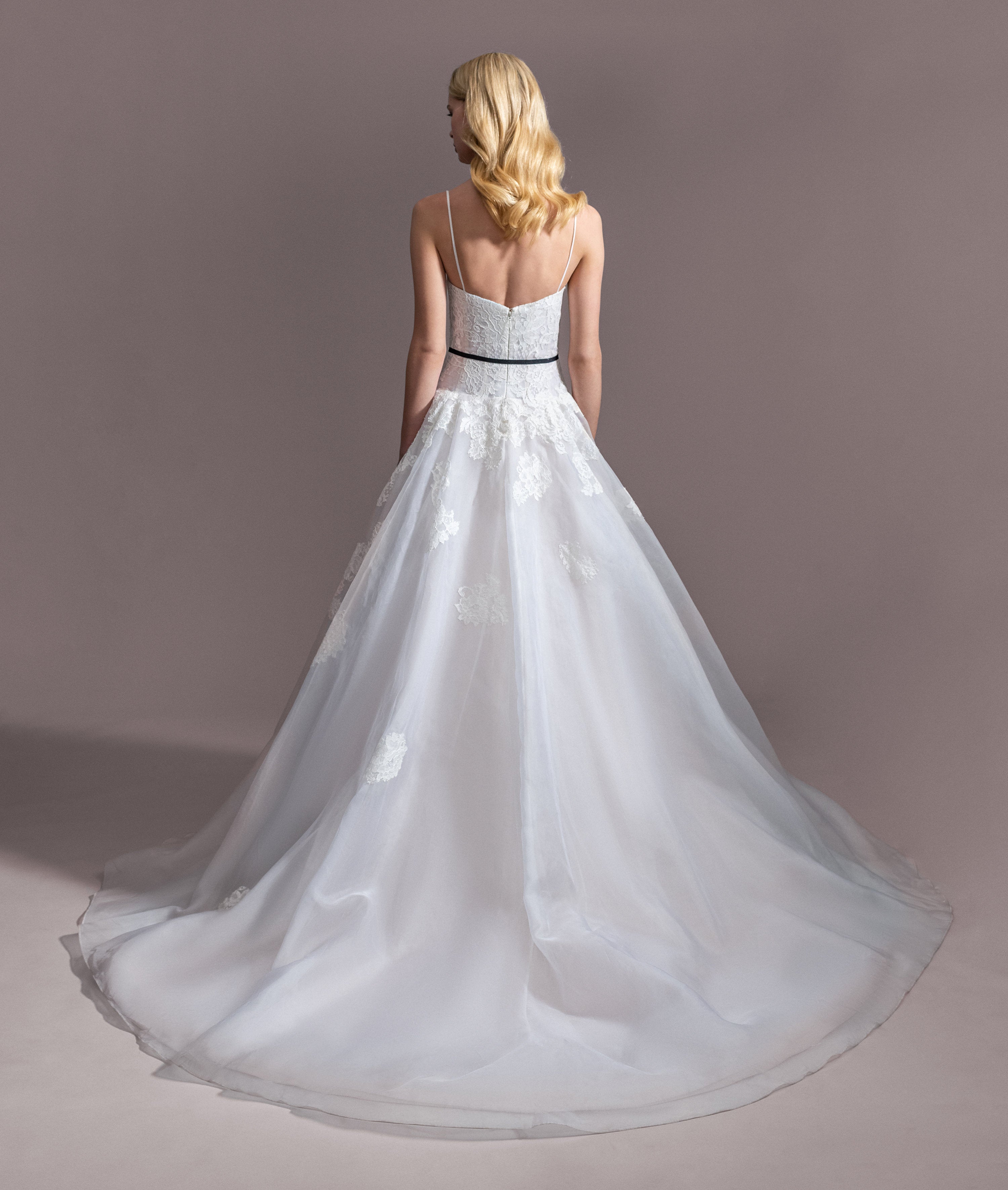 GC#35361 - Allison Webb Coco Wedding Dress in Size 10