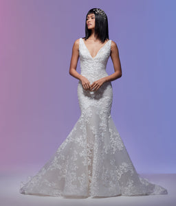 GC#35388 - Lazaro Vivien Wedding Dress in Size 12