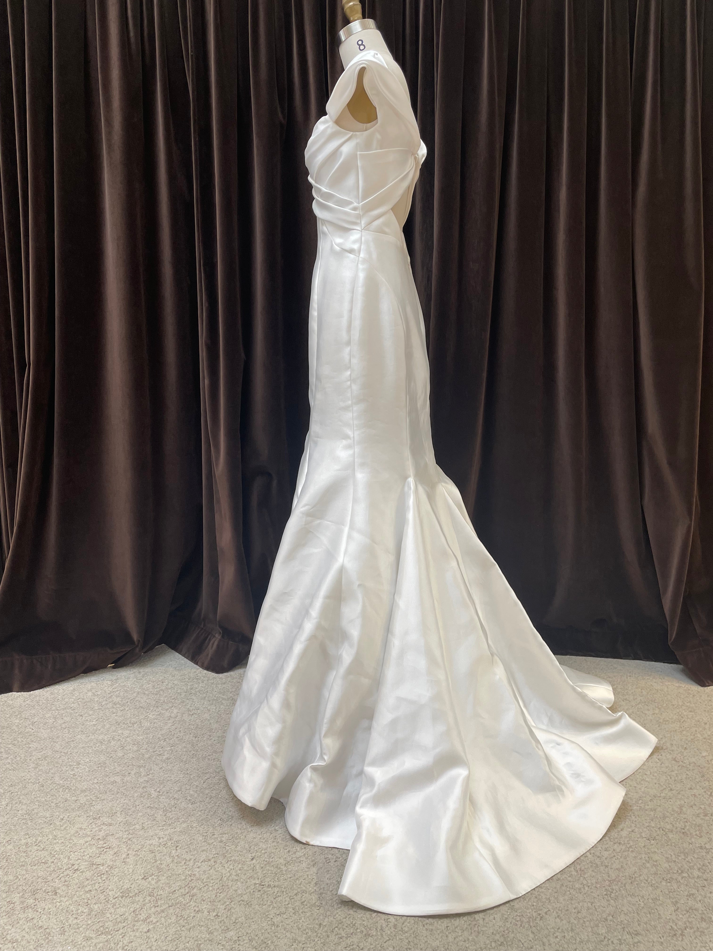 GC#35313 - Allison Webb Carter Wedding Dress in Size 10