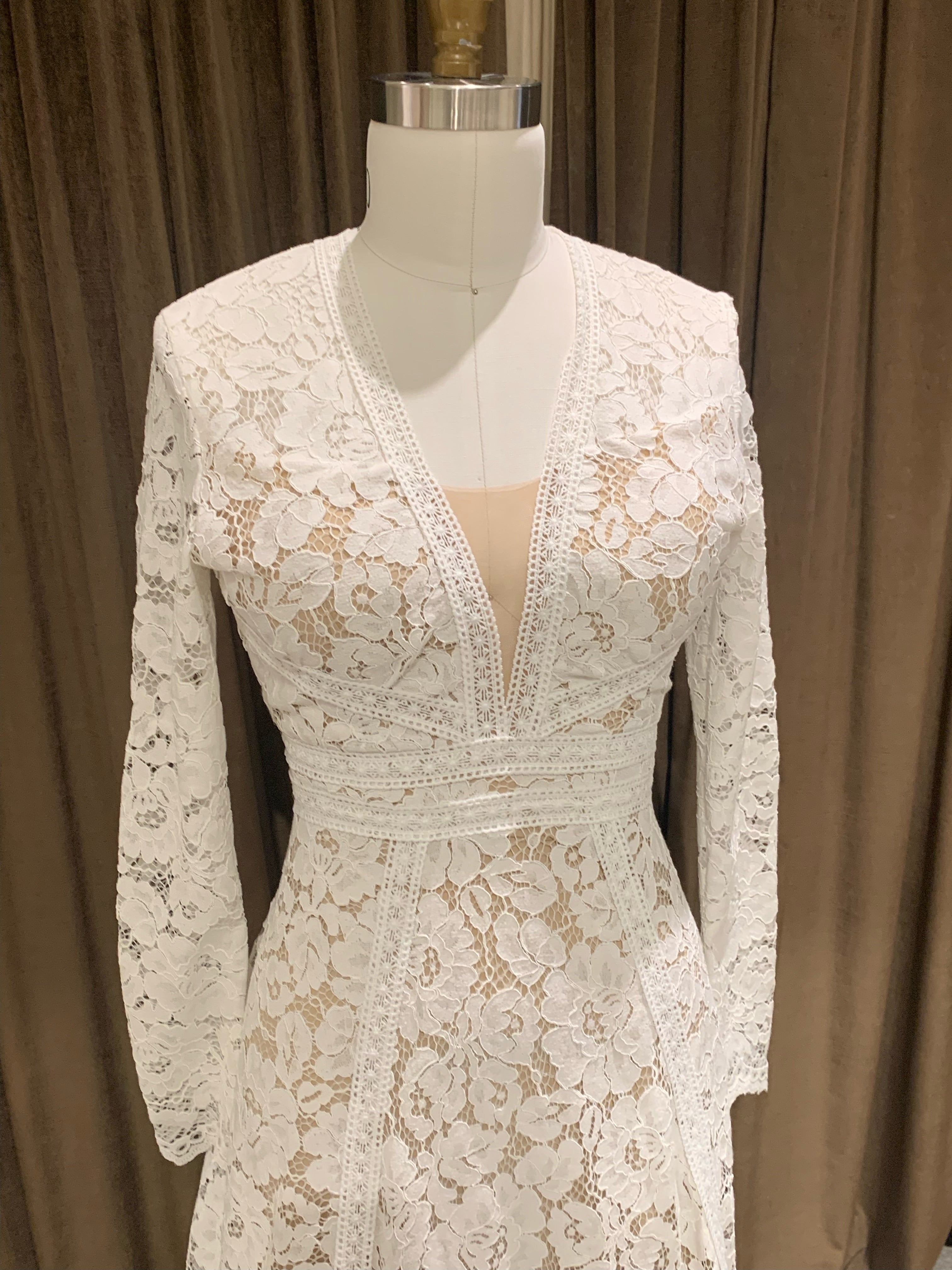 GC#35207 - Pronovias Moraine Wedding Dress in Size 8