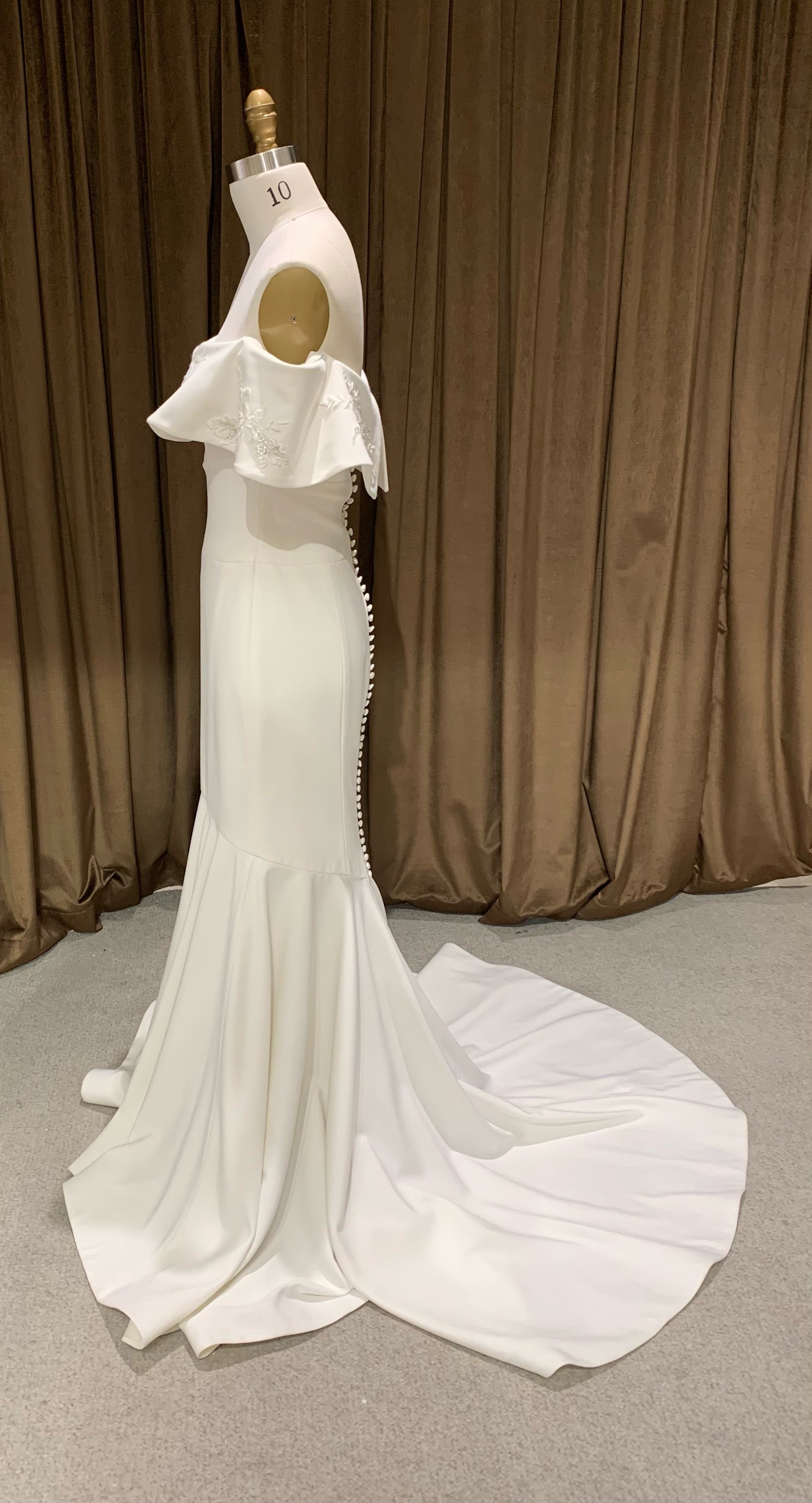 GC#32090 - Ines Di Santo Daire Wedding Dress in Size 10