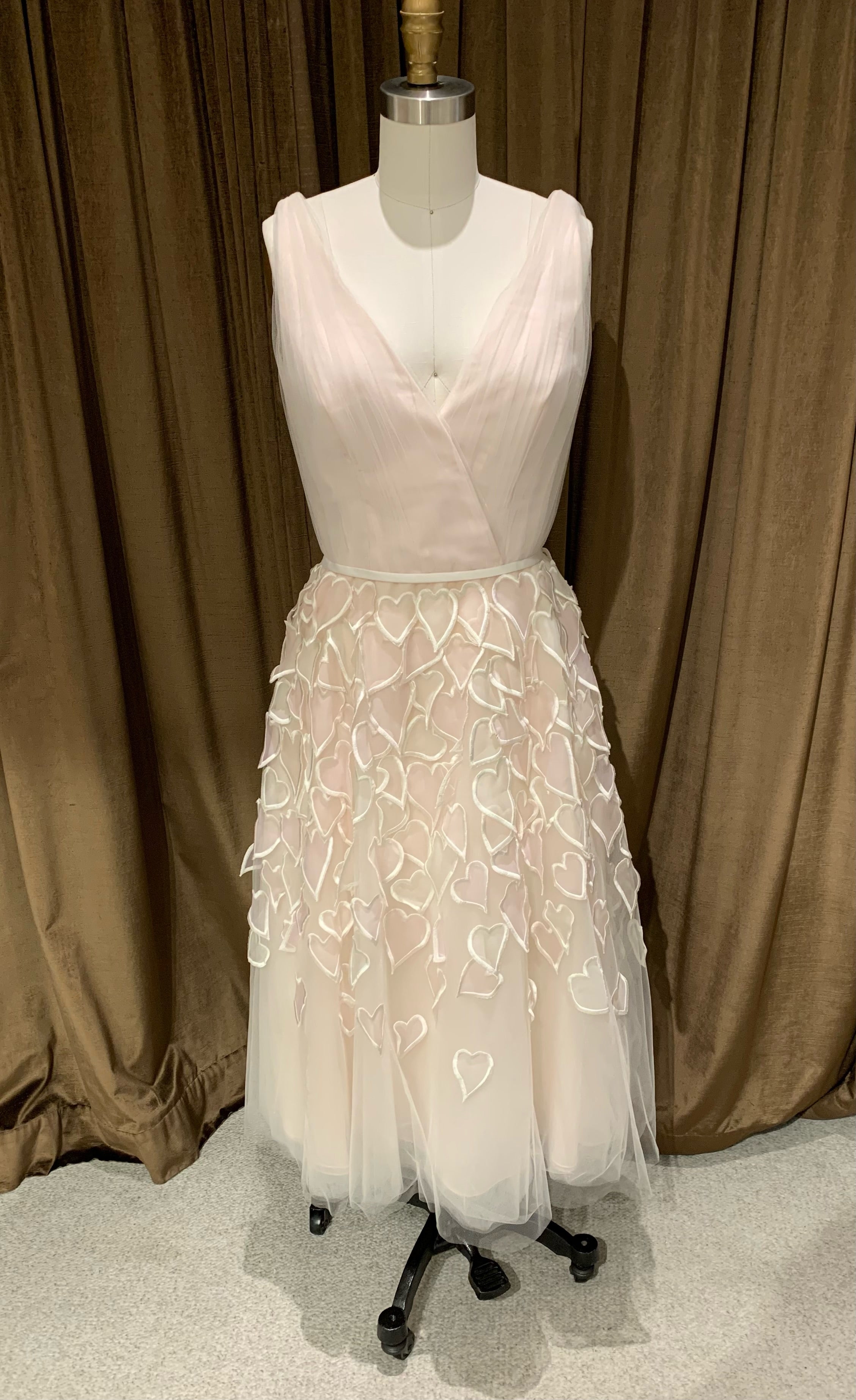 GC#35076 - Carolina Herrera Heidi Wedding Dress in Size 8