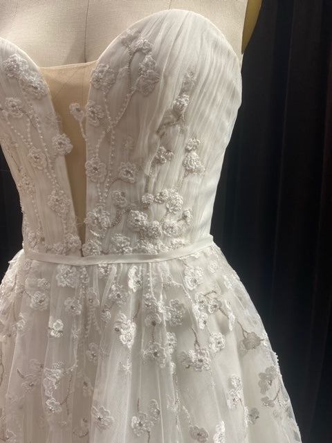GC#33449 - Marchesa Notte Dani Wedding Dress in Size 10