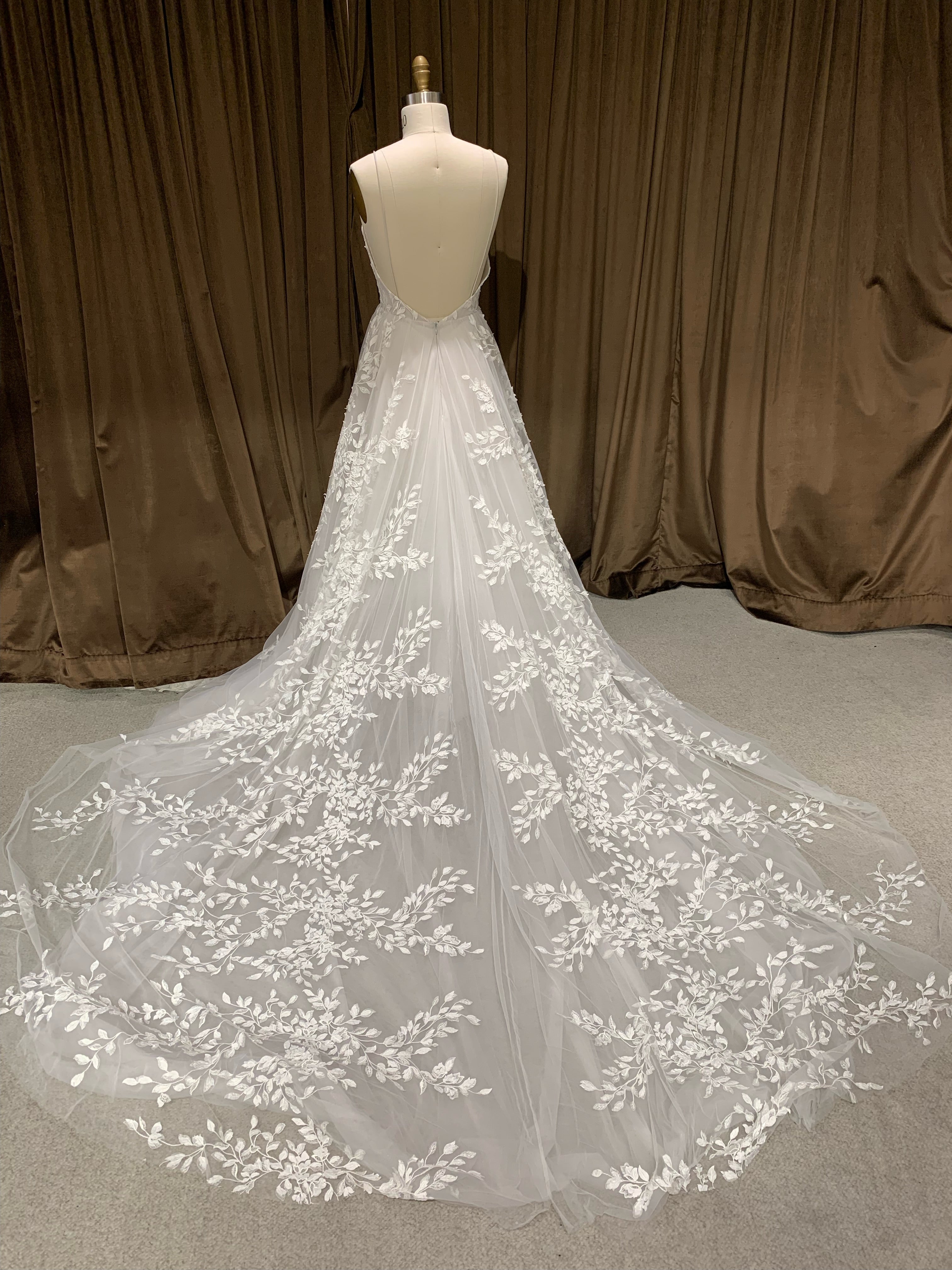 GC#34050 - Vagabond Wilde Wedding Dress in Size 12