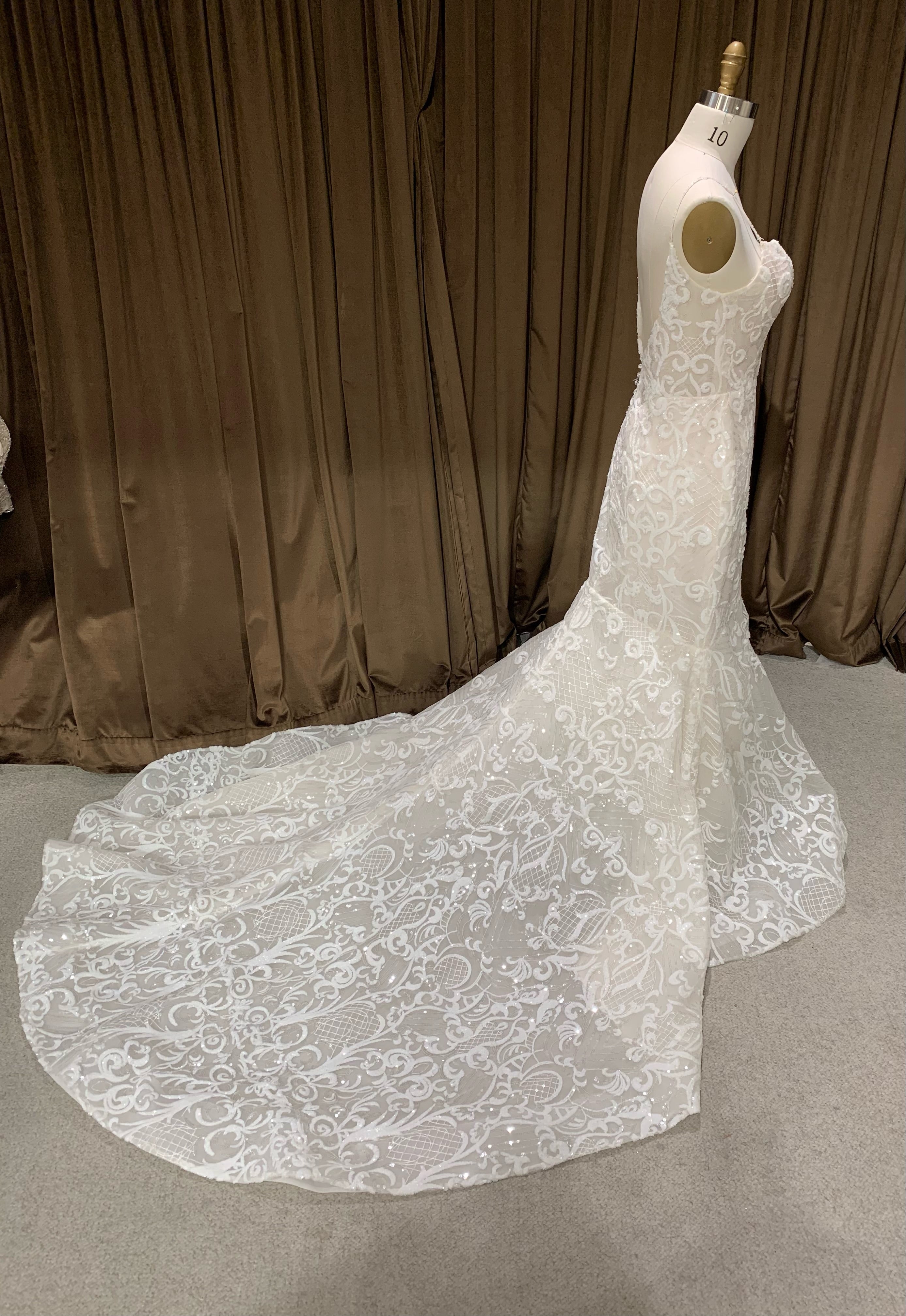 GC#34067 - Enzoani Natalia Wedding Dress in Size 14